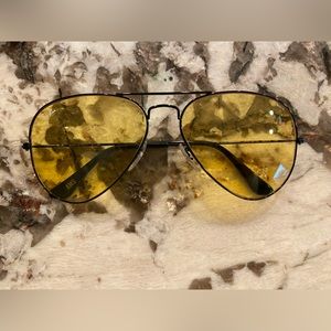 Custom Ray-Ban Aviators, Yellow lens with black frame, Made in Italy